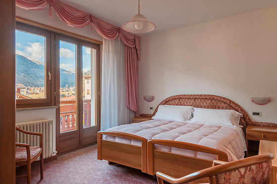Family Hotel La Perla - photo 7
