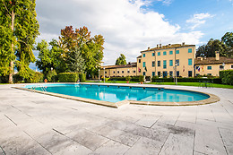 Villa Tacchi
