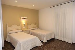HOSTAL LA JANDA