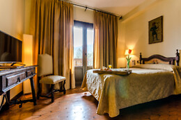 HOTEL TEMPLE PONFERRADA & HOTEL TEMPLE PRADORREY